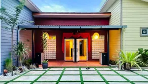 Hidden 5BR Cottage House Retreats (Free Parking) - Image 2