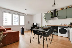Charming Apartment in Saint-Ouen - GetHosted - Image 4