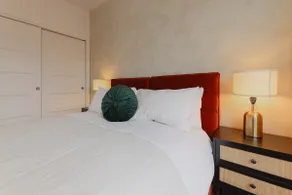 Montreal 2BR Suite Downtown | Steps to Old-Port - Image 4