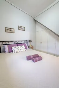 Fine House - Image 3