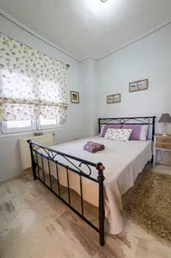 Fine House - Image 4