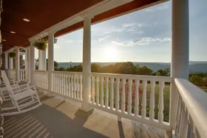 5 -Star Luxury Mountain Getaway - Grandview Lodge - Image 4