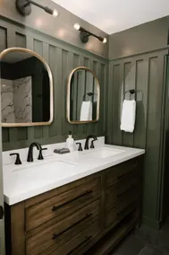 Modern, Clean and Near Everything! - Image 5