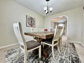 4 Bed home on a quiet cul-de-sac - Image 4