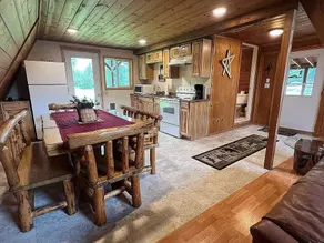 Creekside Cabin near Salmon ID - Image 4
