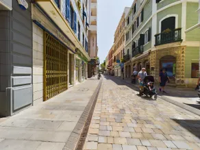 NEW Cosy Hidden AC | Central Old Town - Image 5