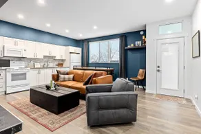 2 Bedroom Suite with Oled TV - Image 2