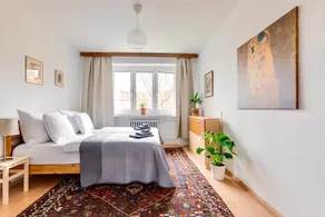 Bright Comfortable Green Nest Quiet Neighbourhood - Image 4