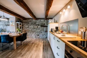 A La Maison d'Ode - Image 2