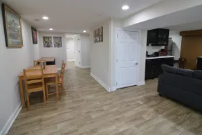 Private apartment in a newly renovated home - Image 4