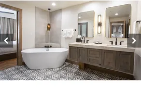 Luxury Suite w/ Mountainview - steps to mountain - Image 5