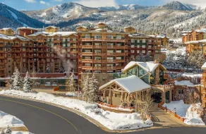 Luxury Suite w/ Mountainview - steps to mountain - Image 2