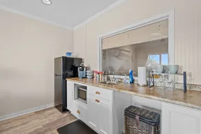 Waterfront Southport Retreat - Image 3