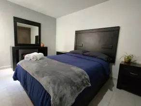 Great location and very comfortable - Image 5