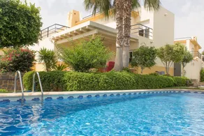 Charming villa with private pool 3min to the beach - Image 2