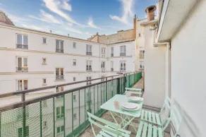 Sunny terrace apartment - Metro L1 1 min away - Image 3