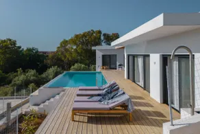 Seaview splendor & private Pool - Image 3
