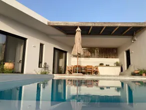Seaview splendor & private Pool - Image 4
