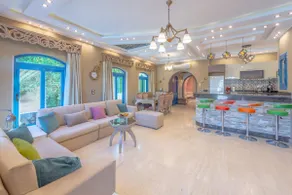 Cosy Villa with a private pool - Image 3