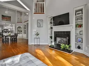 3 Bedroom 2 Bath Cozy & Private Home - Image 5
