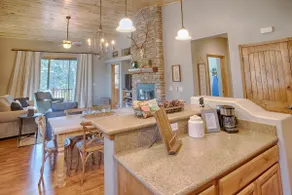 Relax and unwind in the White Mountains! - Image 2