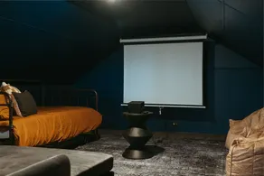 Large Lakefront Cottage w/ HotTub, Media Room - Image 3
