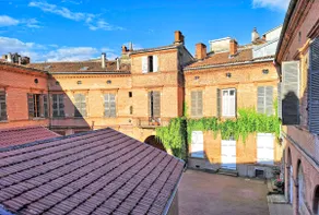 Riverside Toulouse (Renaissance) - Image 2
