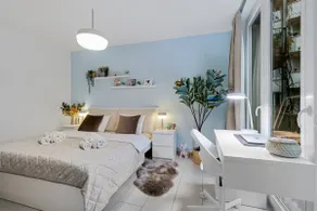 Boutique Stay | King Size Bed | AC | Free Parking - Image 2