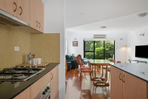 The Bridge - Townhouse With Garden & Parking - Image 5