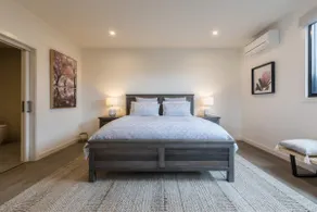Brooklands Apartment West - Image 3