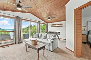 Norris Lakefront: Spectacular Views / Private Dock - Image 5