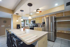 Cape Oasis 3/2 Remodeled pool home with spa - Image 5