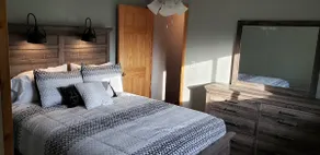 Tech house Close to MTU/Downtown/Shopping/Trails - Image 3