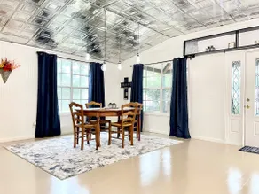 Penny's Place-Cheerful 1 Bedroom Bungalow - Image 4