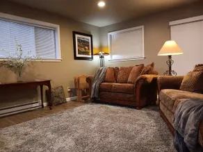 Orchard Lane Retreat - Image 2