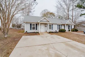 On Lake Time | 2BR | Minutes To Lake Murray - Image 5