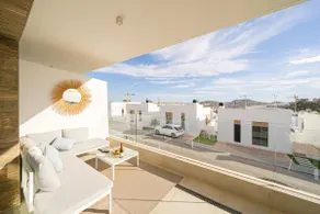 A beautiful and bright apartment in Benidorm - Image 2