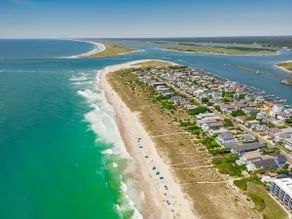 Downtown Cottage, Bikes, 20 min to Beach-Location! - Image 5