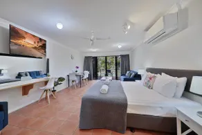 Villa 24 - Image 2