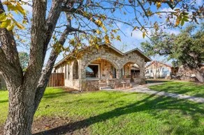 A Place on Pecan - Image 5