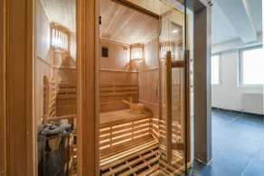 Amboise Escape, Sauna Jacuzzi - Image 2