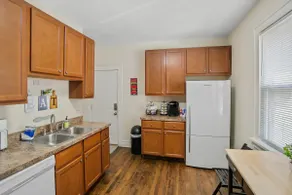 Cozy home perfect for families - Near Naval Base! - Image 3