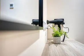 Luxury Stockton Studio Rooms, Free WiFi & Parking - Image 3