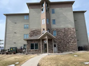 Bridges Bay Condo Lake & Pool views! - Image 5