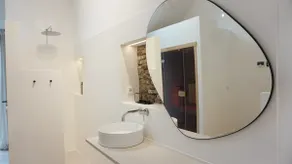 Brand new tiny house city center - Image 5