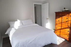 7 Bed in Narragansett - walk to private beach - Image 4