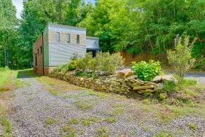 Modern luxury in mountain town! - Image 4
