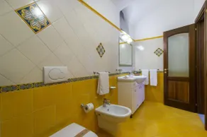 Apartment Antica Cisterna - Image 5