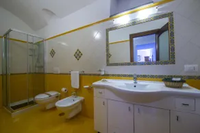 Apartment Antica Cisterna - Image 4