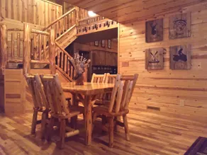 Silver Cliff Lodge - Image 5